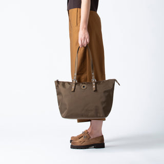 color:dark olive_ansicht:000000000000007_dokar:Z07_dokar-text:online inhalt