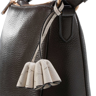 color:dunkelbraun_ansicht:000000000000005_dokar:Z07_dokar-text:online inhalt