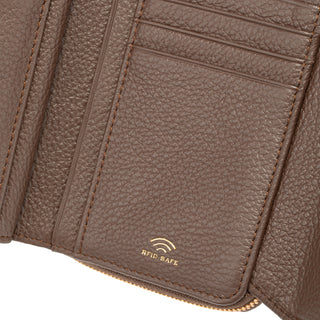color:seal brown_ansicht:000000000000006_dokar:Z07_dokar-text:online inhalt