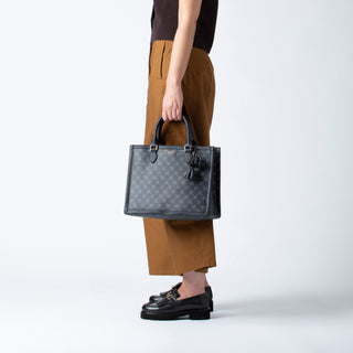 color:dark navy_ansicht:000000000000007_dokar:Z07_dokar-text:online inhalt