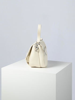 color:reines weiß_ansicht:000000000000011_dokar:Z07_dokar-text:online inhalt