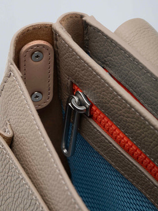 color:taupe_ansicht:000000000000010_dokar:Z07_dokar-text:online inhalt