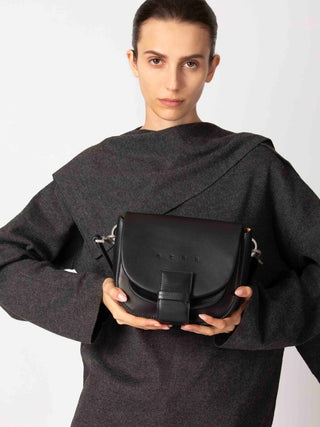 color:schwarz_ansicht:000000000000011_dokar:Z07_dokar-text:online inhalt