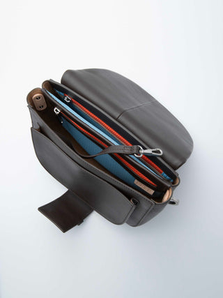 color:dunkelbraun_ansicht:000000000000009_dokar:Z07_dokar-text:online inhalt