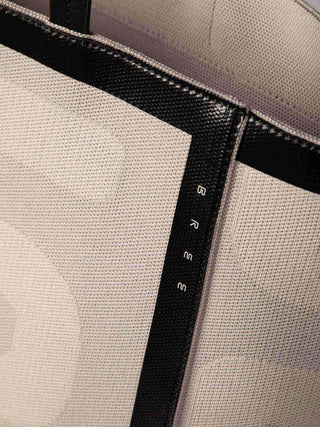 color:beige | black_ansicht:000000000000010_dokar:Z07_dokar-text:online inhalt