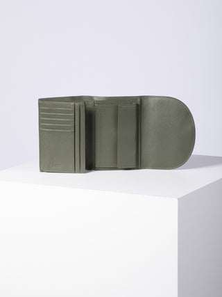 color:dark olive_ansicht:000000000000003_dokar:Z07_dokar-text:online inhalt