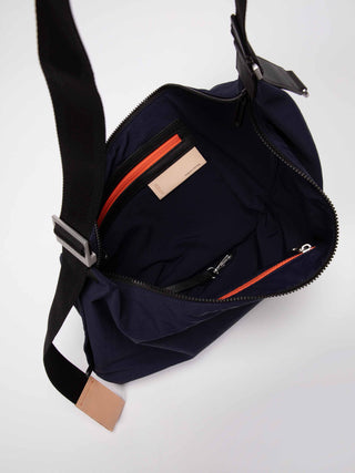 color:dark navy_ansicht:000000000000004_dokar:Z07_dokar-text:online inhalt